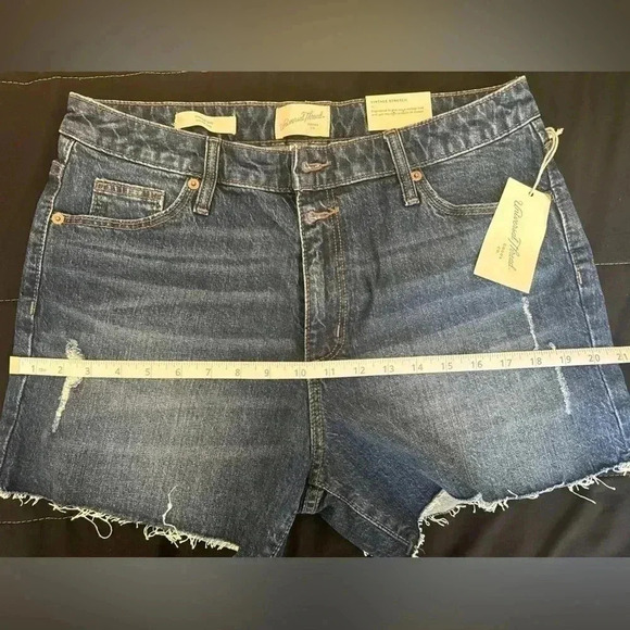 Universal Thread Jean Shorts - Picture 8 of 8